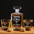 Kwadratowa karafka z grawerem i 2 szklanki do whisky, prezent dla taty