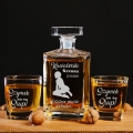 Karafka z  grawerem i 2 szklanki na whisky na wieczór kawalerski