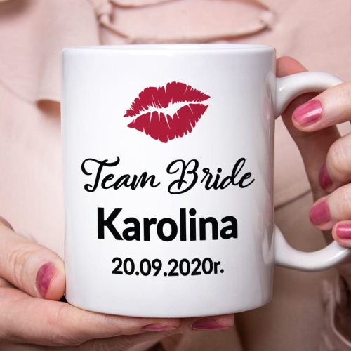 Kubek na Wieczór Panieński - Kubek Dla Przyszłej Panny Młodej - Team Bride Usta