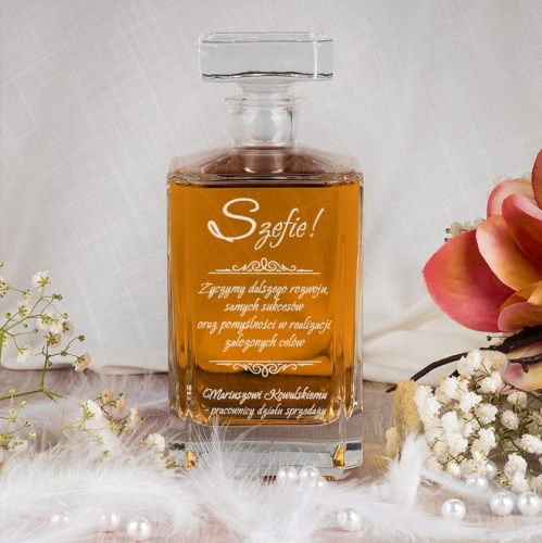 Karafka do Whisky z Grawerem - Prezent dla Szefa - Szefie, Życzymy Dalszego Rozwoju - Kwadratowa