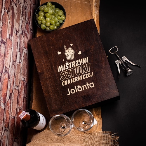 Skrzynka na Wino z Grawerem - Prezent dla Cukiernika - Mistrzyni Sztuki Cukierniczej - Potrójna