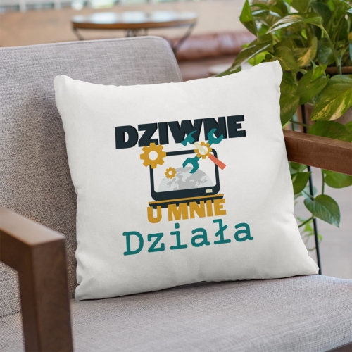 Poduszka z Nadrukiem - Prezent dla Informatyka - Dziwne U Mnie Działa