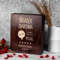Potrójna skrzynka na wino z grawerem dla świadka