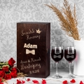 Kieliszki na wino w podwójnej skrzynce z grawerem dla świadka