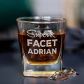 Zestaw Skrzynka na Whisky + Szklanka z Grawerem dla Faceta - Prezent dla Faceta - Prezent na Dzień Chłopaka - Super Facet