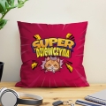 Prezent na Dzień Kobiet w Klasie - Kolorowa Poduszka z Imieniem dla Dziewczyny - Super Dziewczyna z Kotkiem