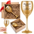 Złoty Kieliszek do Wina z Grawerem - Prezent Na Dzień Kobiet - Zestaw Prezentowy dla Niej - Perfect Wife