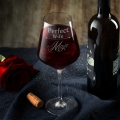 Kieliszek XXL do Wina z Grawerem - Prezent Na Dzień Kobiet dla Żony - Duży Kieliszek Do Wina - Perfect Wife
