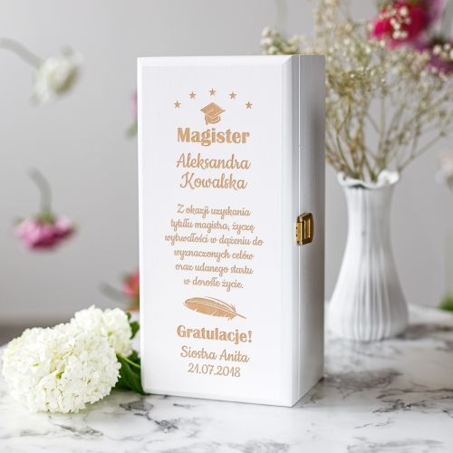  Skrzynka Na Alkohol z Grawerem dla Magistra - Prezent z Okazji Uzyskania Tytuły Magistra - Magister