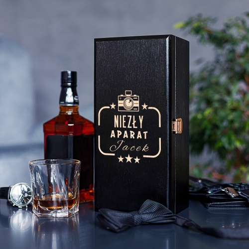 Skrzynka na Alkohol z Grawerem - Prezent dla Fotografa - Niezły aparat
