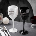 Kieliszki do Wina z Grawerem - Prezent dla Par - Kieliszek Biały i Czarny - Zestaw Prezentowy dla Pary - Prezent na Walentynki - Mr & Mrs Right