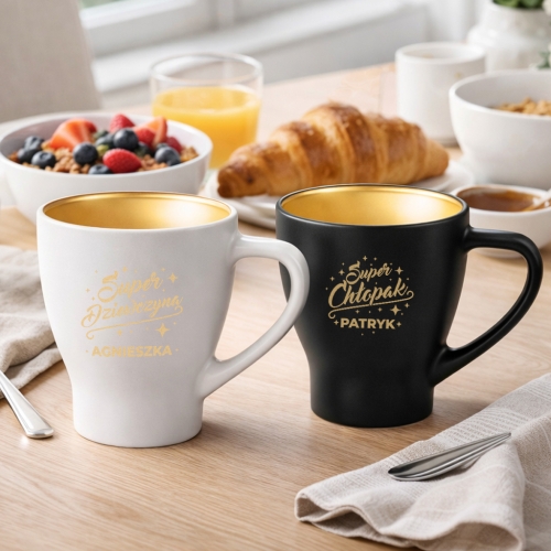 Zestaw Kubków z Grawerem - Prezent dla Par - Kubki Biały i Czarny - Zestaw Prezentowy dla Pary - Prezent na Walentynki - Super Dziewczyna/ Super Chłopak