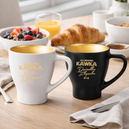 Zestaw Kubków z Grawerem - Prezent dla Babci i Dziadka - Kubki Biały i Czarny - Zestaw Prezentowy dla Dziadków - Prezent Dla Babci i Dziadka - Ulubiona Kawka