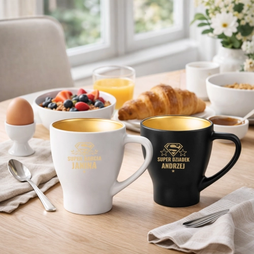 Zestaw Kubków z Grawerem - Prezent dla Babci i Dziadka - Kubki Biały i Czarny - Zestaw Prezentowy dla Dziadków - Prezent Dla Babci i Dziadka - Super