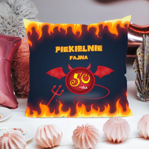 Poduszka z nadrukiem na 50 urodziny dla niej