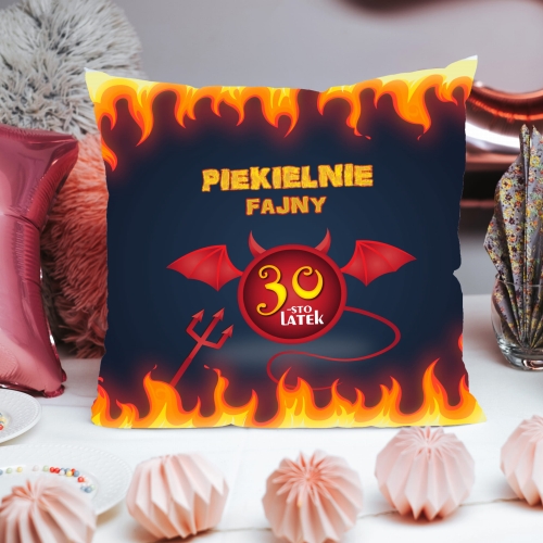 Poduszka z nadrukiem na 30 urodziny dla niego