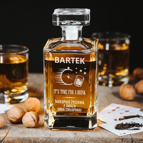 Karafka na whisky z grawerem na Dzień Chłopaka