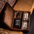 Zestaw do alkoholu: szklanki na whisky i skrzynka dla dziadka ciemny brąz