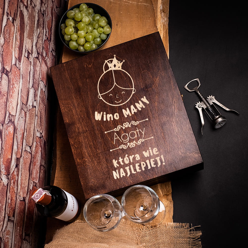 Potrójna skrzynka na wino z grawerem dla mamy
