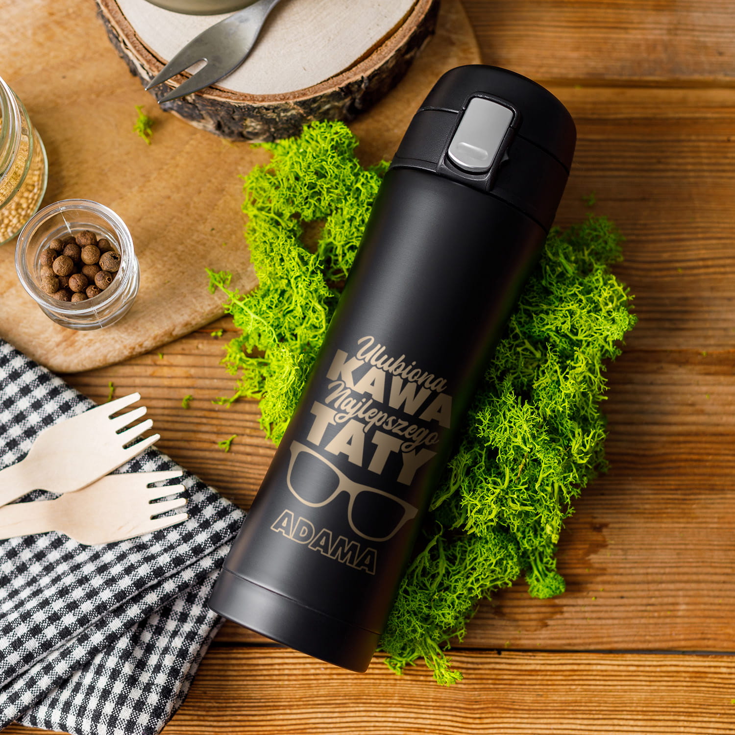 Kubek Termiczny z Grawerem dla Taty - Prezent na Dzień Ojca z Imieniem - Ulubiona Kawa Taty- Zamykany