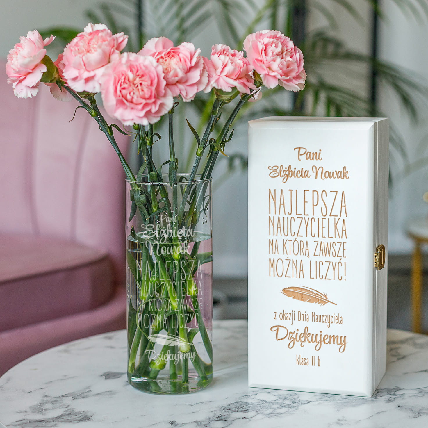 Wazon z Grawerem w Skrzynce dla Nauczycielki - Prezent na Dzień Nauczyciela  - Nauczyciel Na Którego Można Liczyć