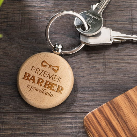Drewniany Brelok do Kluczy z Grawerem - Prezent dla Barbera - Barber z Powołania