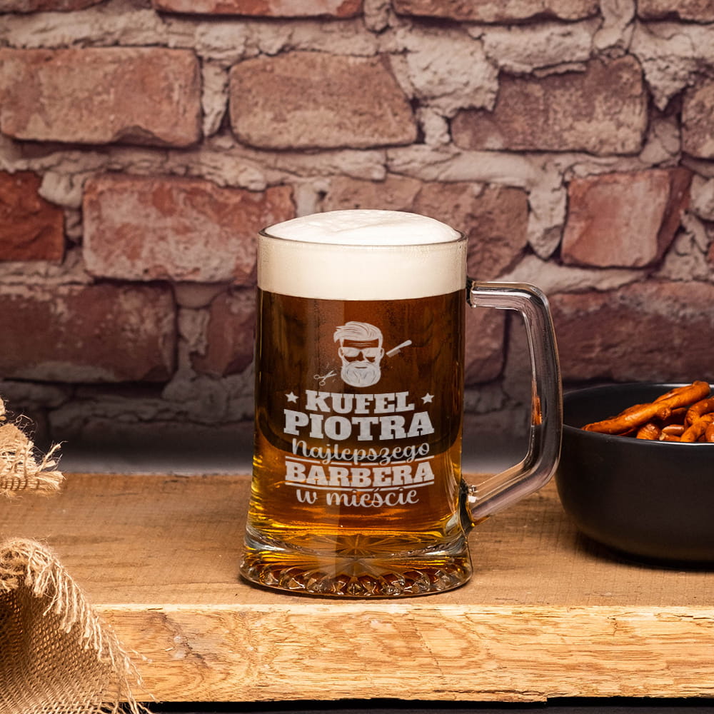 Kufel do Piwa z Grawerem - Prezent dla Barbera- Kufel Najlepszego Barbera w w Mieście