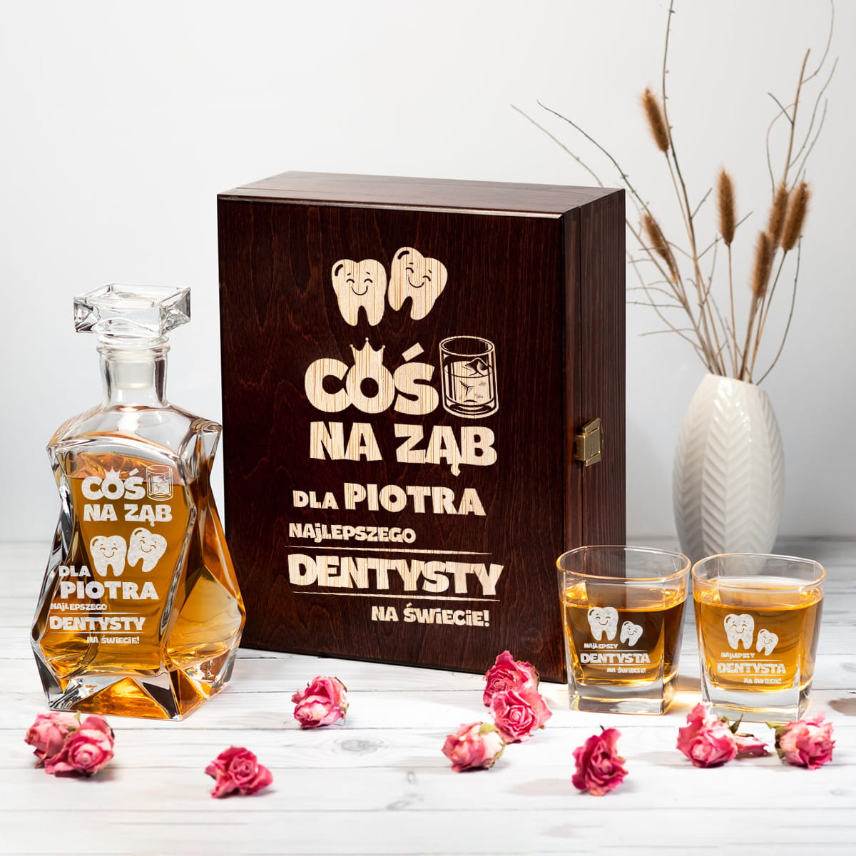 Karafka i Szklanki w Skrzynce z Grawerem - Prezent dla Dentysty - Coś na Ząb dla Najlepszego Dentysty na Świecie