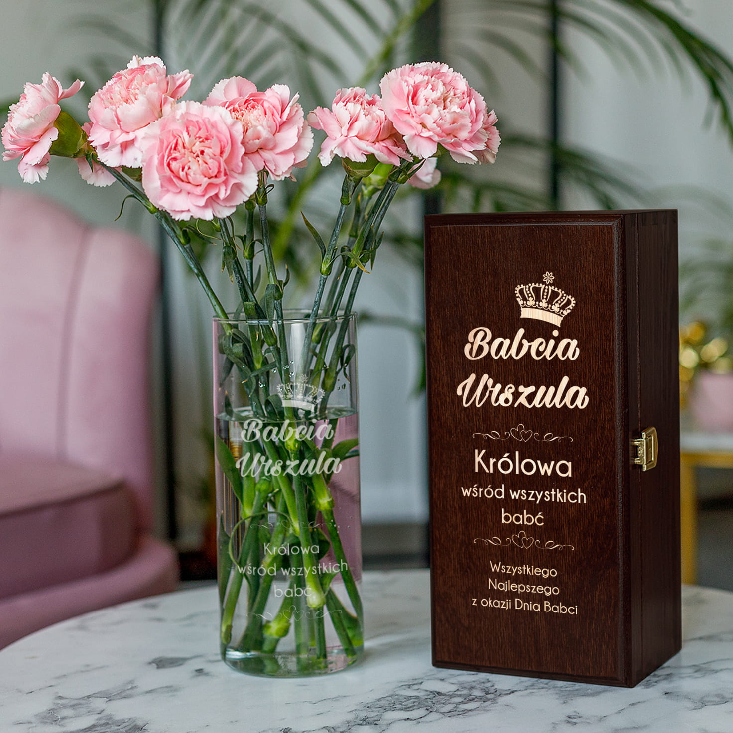 Wazon z Grawerem w Skrzynce Dla Babci -  Prezent Na Dzień Babci - Królowa Babcia