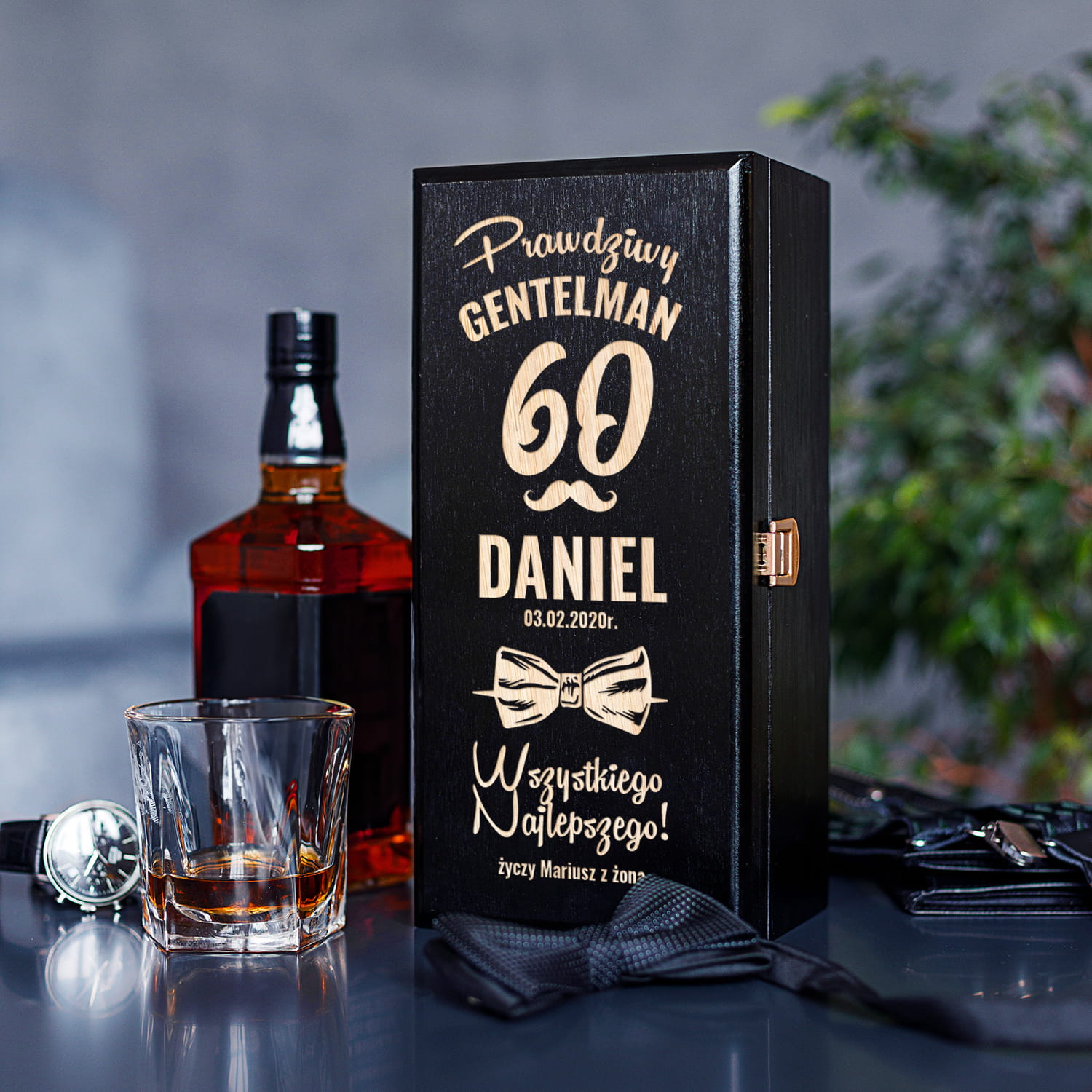 Skrzynka Czarna na Alkohol Na Urodziny - Prezent na Urodziny - Prawdziwy Gentelman