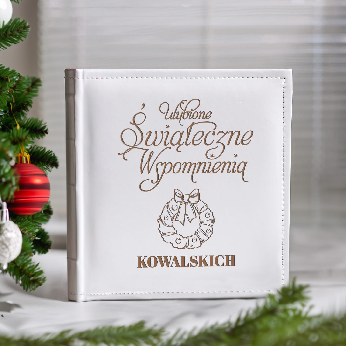 Album Biały Na Zdjęcia z Grawerem Na Święta - Prezent Na Boże Narodzenie, Wigilie - Ulubione Świąteczne Wspomnienia