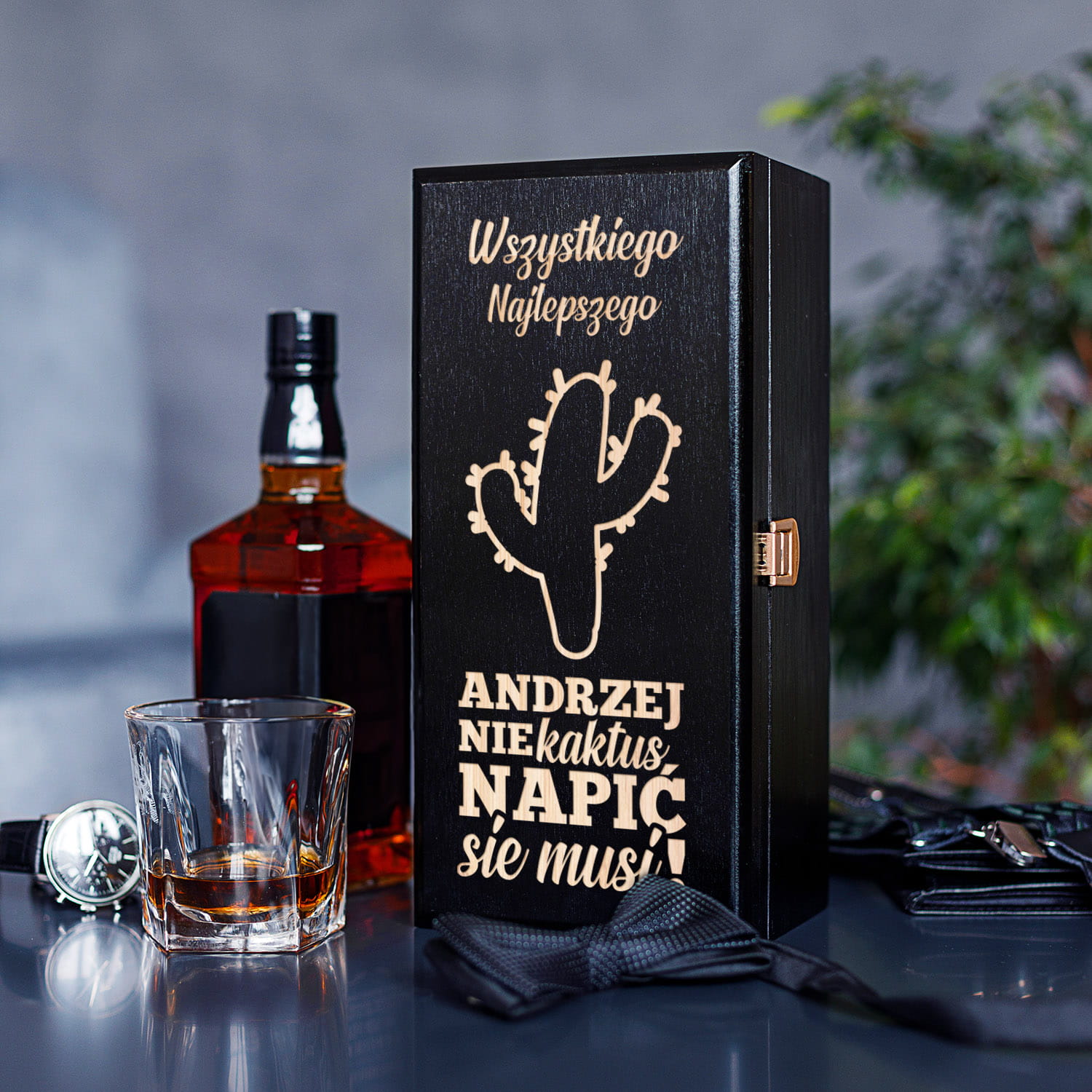 Skrzynka na Alkohol z Grawerem -  Prezent na Andrzejki na Imieniny - Nie Kaktus