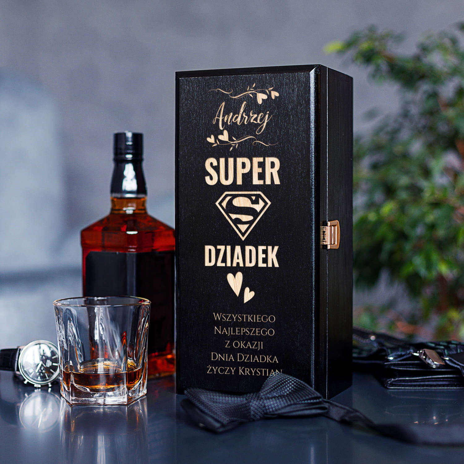 Skrzynka Na Alkohol z Grawerem dla Dziadka - Prezent na Dzień Dziadka - Super Dziadek - Czarna