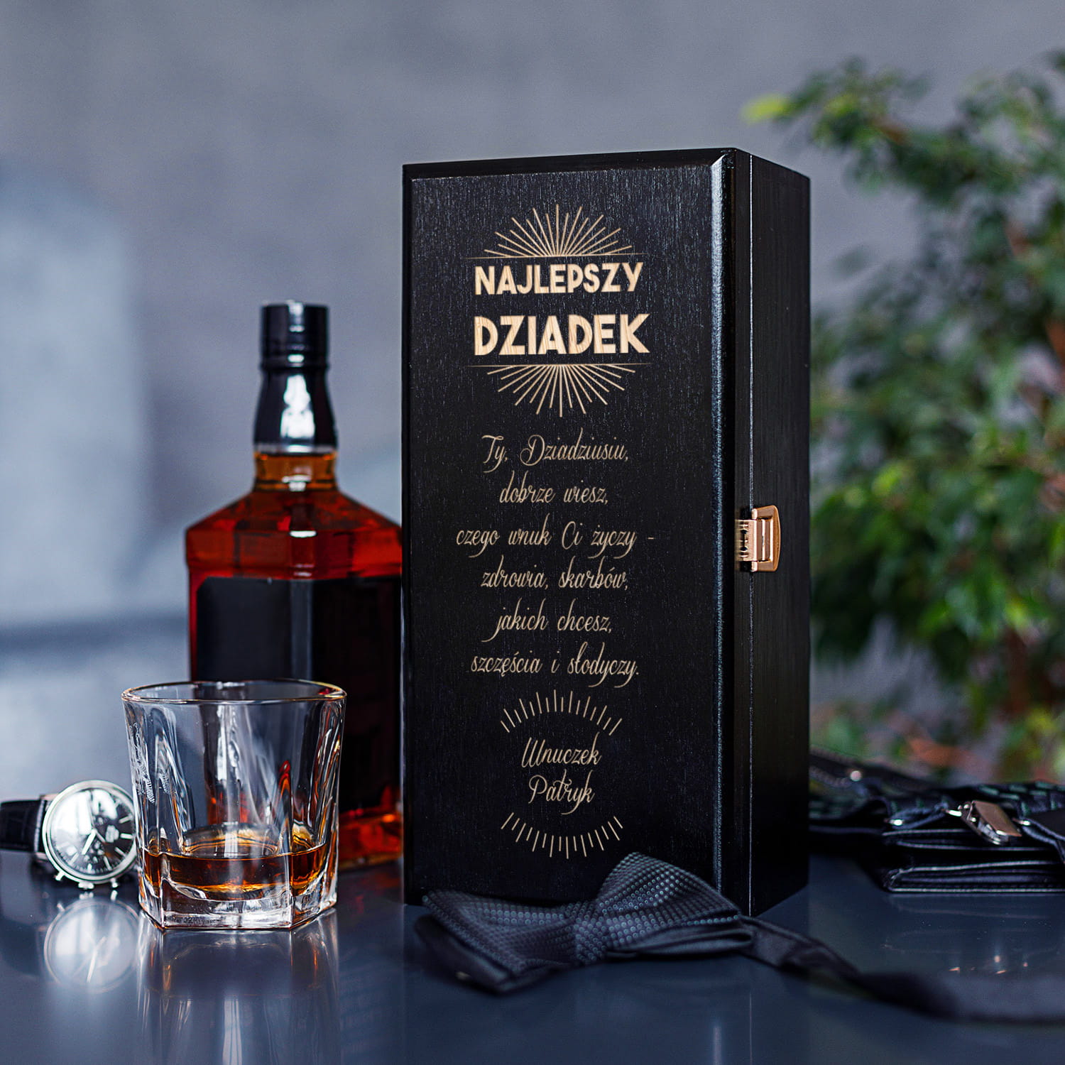 Skrzynka Na Alkohol z Grawerem dla Dziadka - Prezent na Dzień Dziadka - Najlepszy Dziadek - Czarna