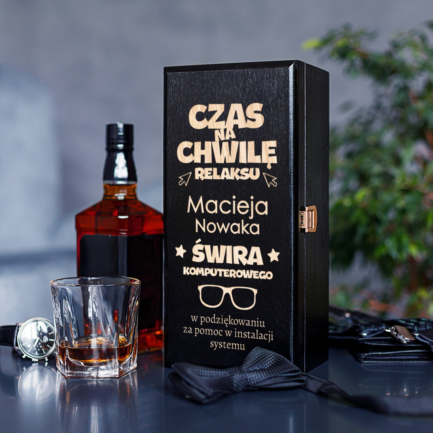 Skrzynka na Alkohol z Grawerem -  Prezent dla Informatyka - Czas Na Chwilę Relaksu Świra Komputerowego - W podziękowaniu Za Pomoc