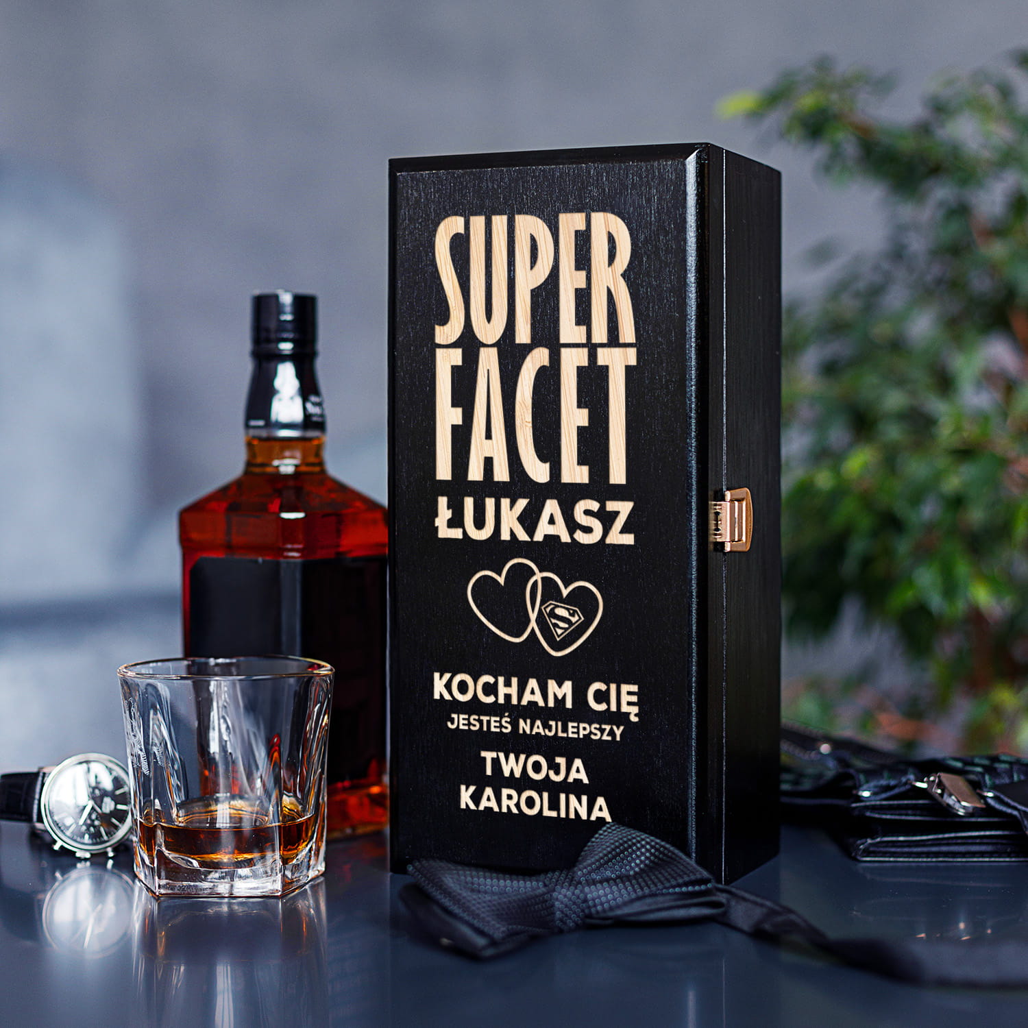 Skrzynka Na Alkohol z Grawerem na Walentynki - Prezent na Walentynki - Kocham Cię jesteś Najlepszy - Czarna