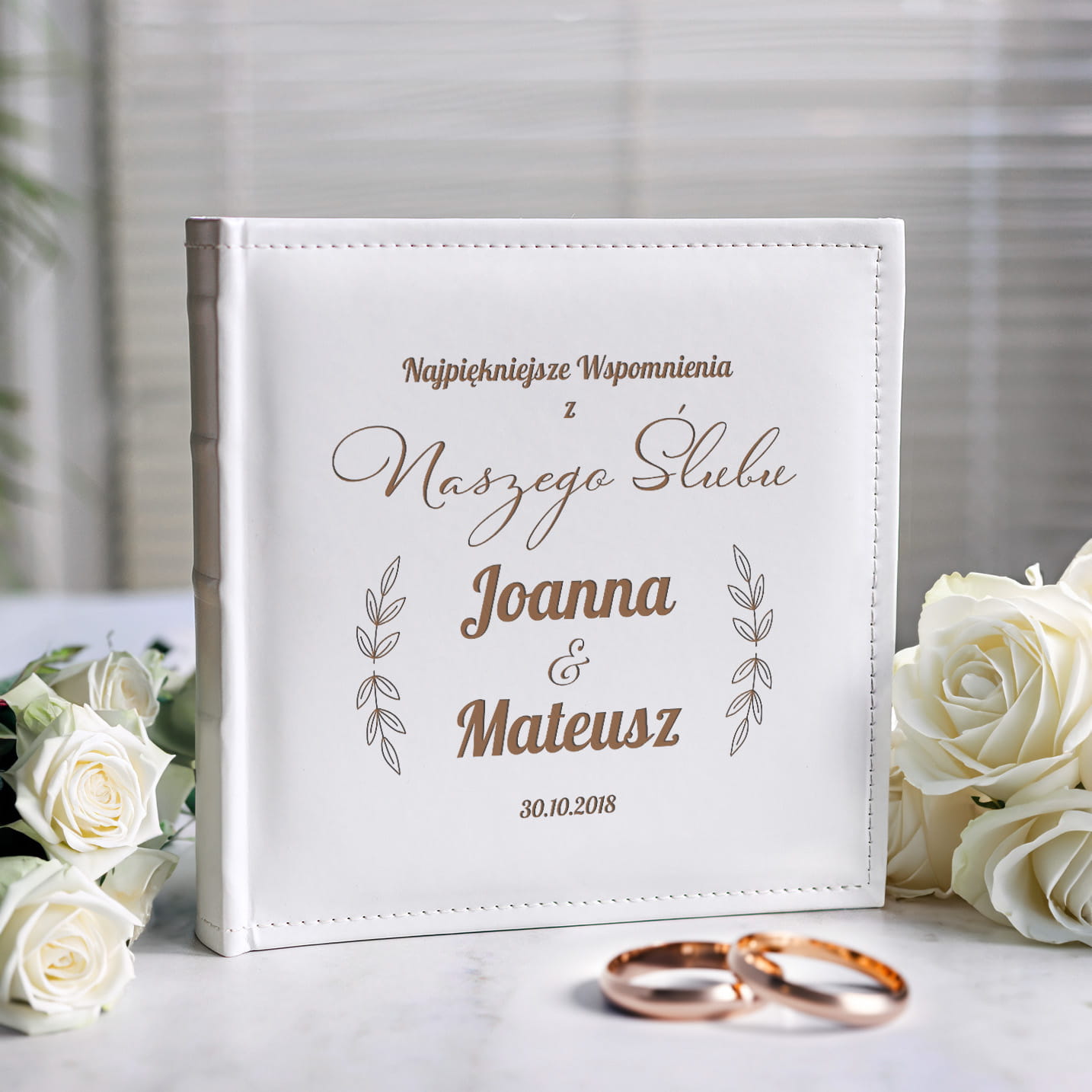 Album Biały Na Zdjęcia z Grawerem Na Ślub - Prezent Z Okazji Ślubu Dla Pary Młodej - Najpiękniejsze Wspomnienia