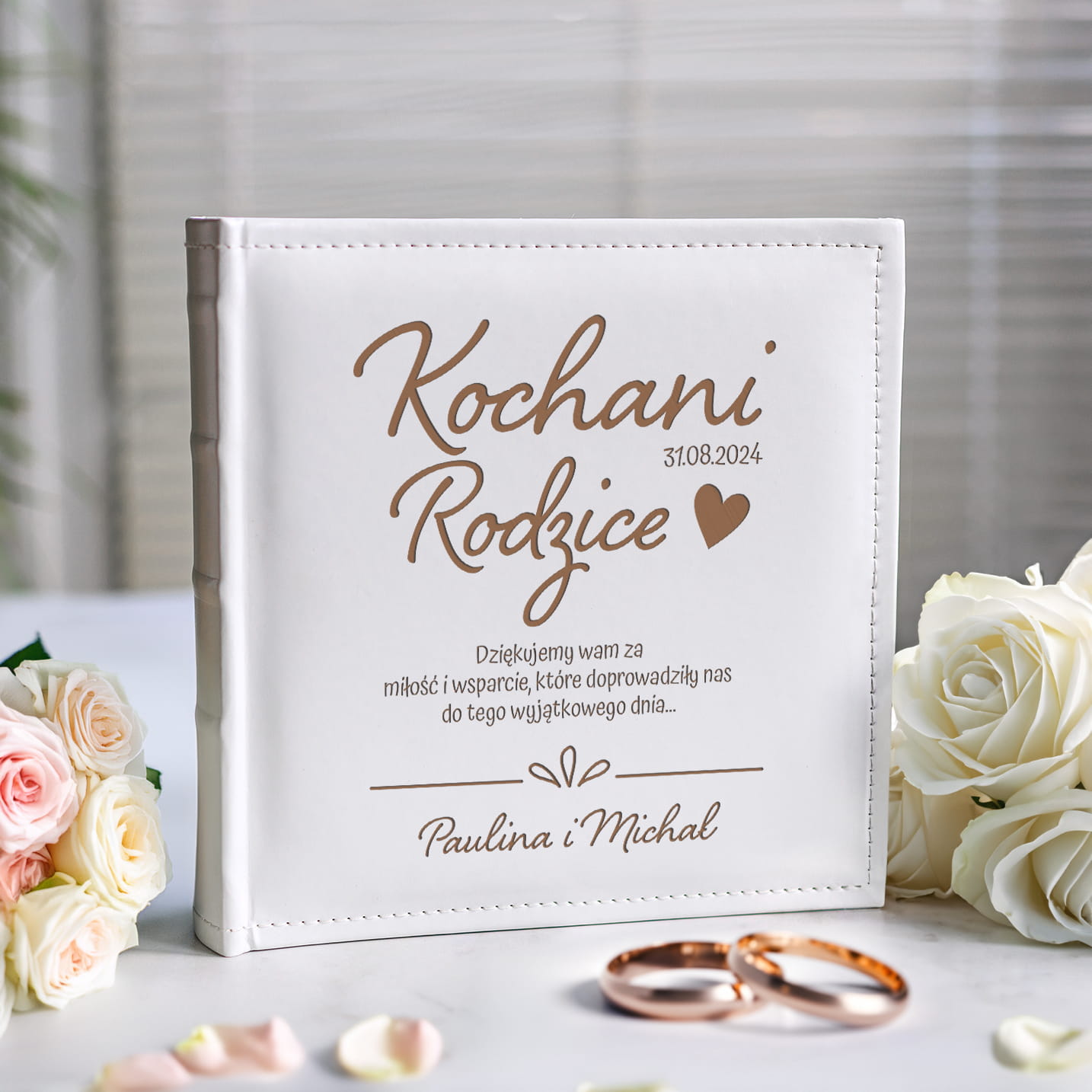 Album Biały Na Zdjęcia z Grawerem Podziękowanie dla Rodziców - Podziękowanie dla Rodziców Prezent na Ślub - Kochani Rodzice