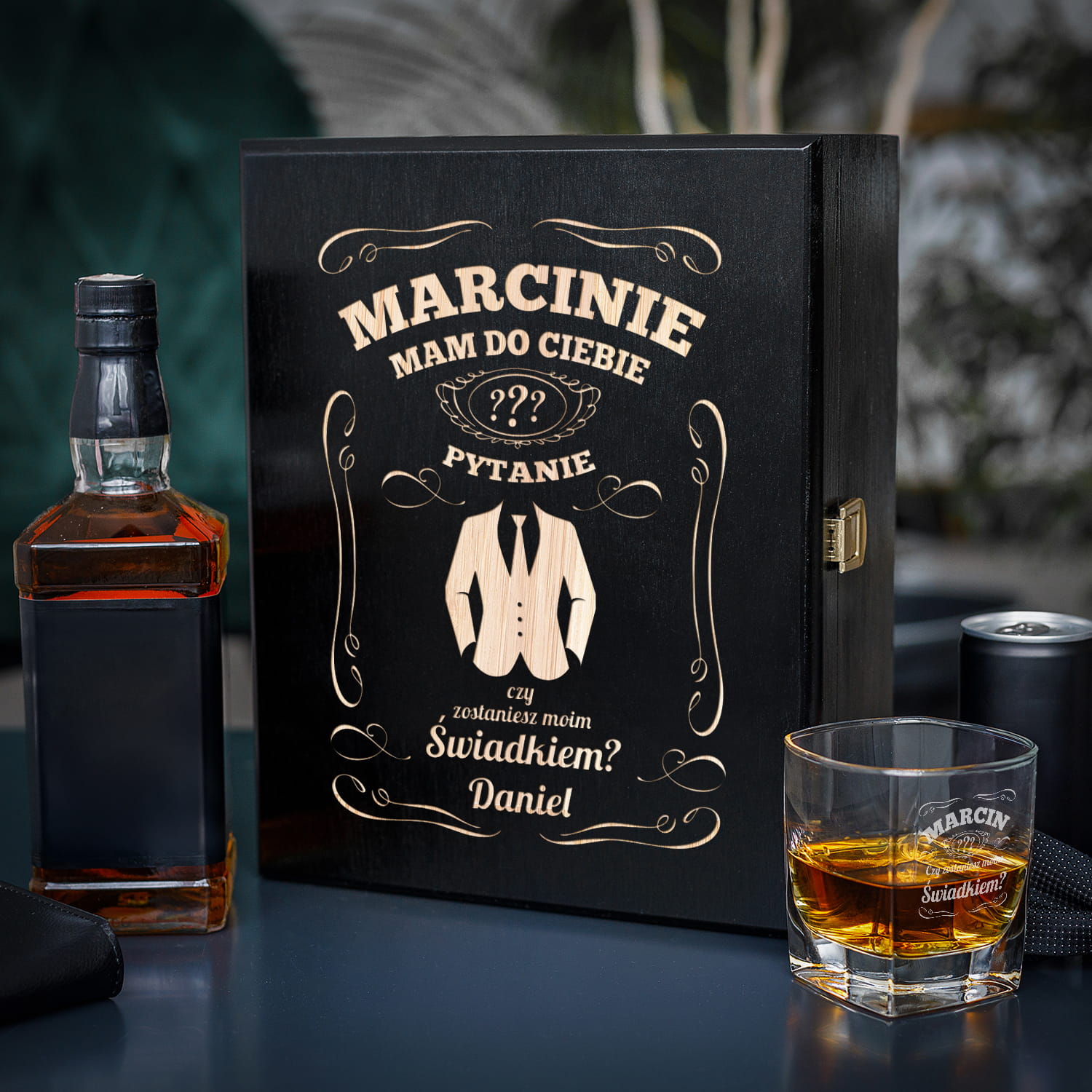 Zestaw Skrzynka na Whisky + Szklanka z Grawerem dla Świadka - Prośba o Świadkowanie - Mam do Ciebie Pytanie