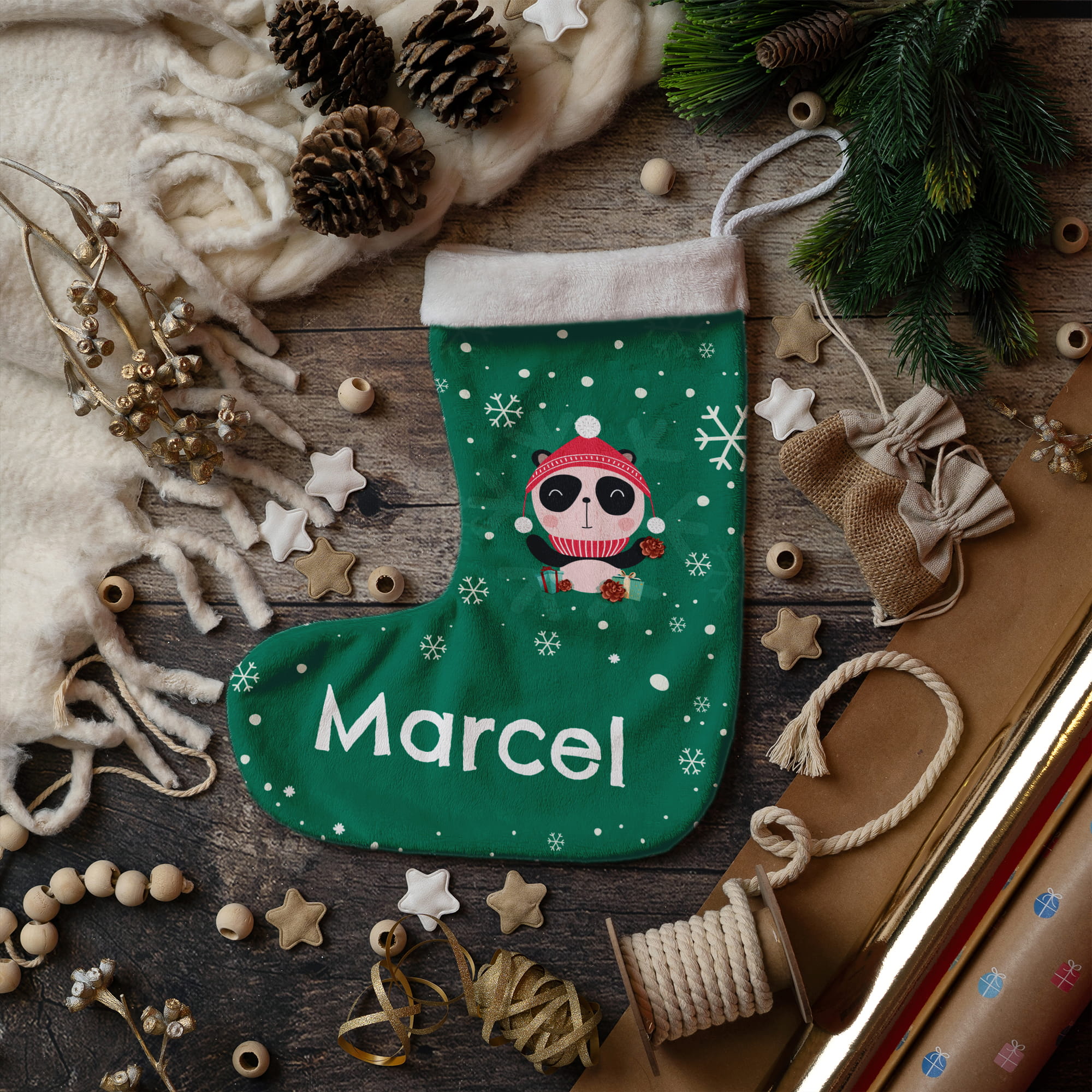 Prezent na Mikołajki Święta dla Dziecka - Świąteczna Skarpeta Minky z Imieniem - Panda