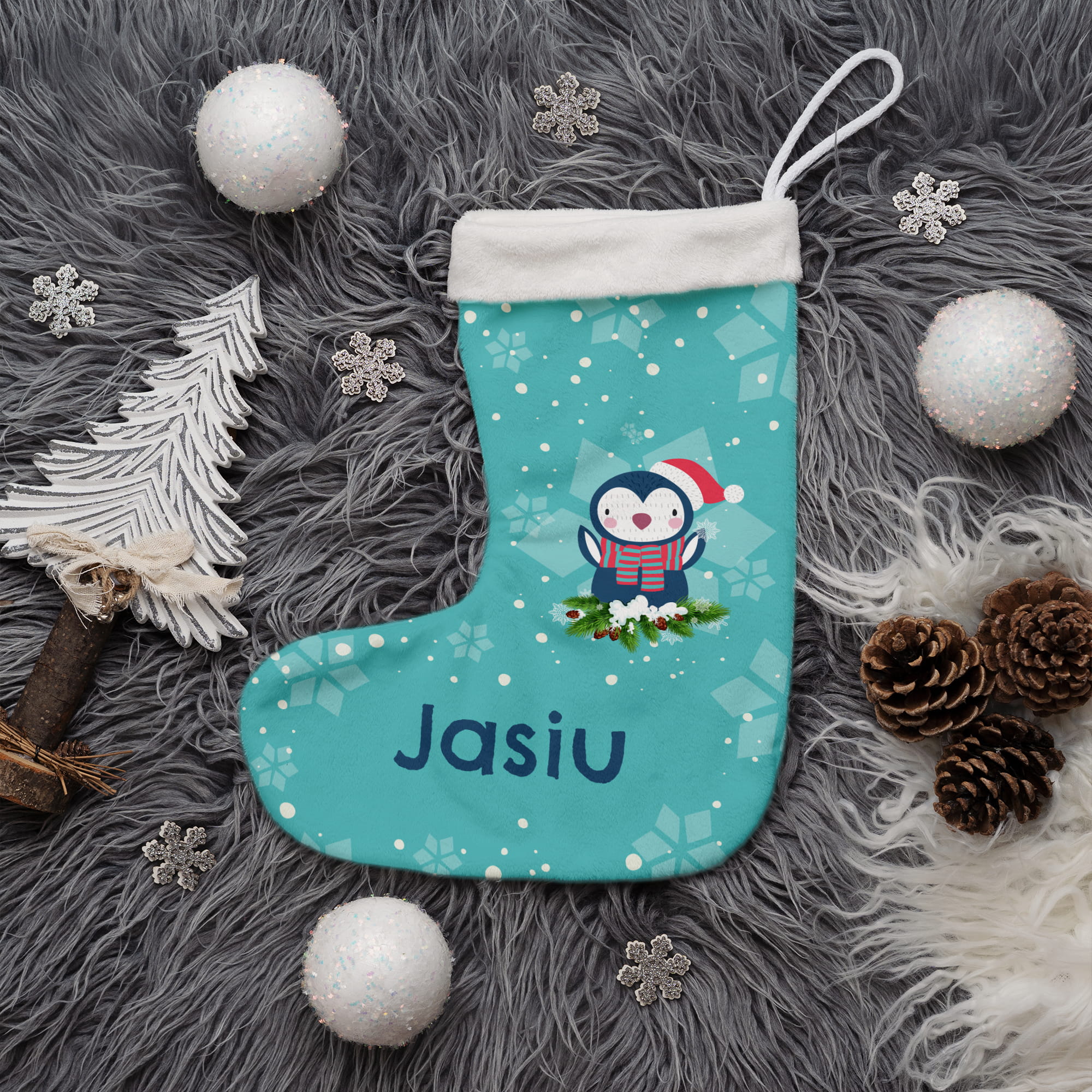 Prezent na Mikołajki Święta dla Dziecka - Świąteczna Skarpeta Minky z Imieniem - Pingwinek