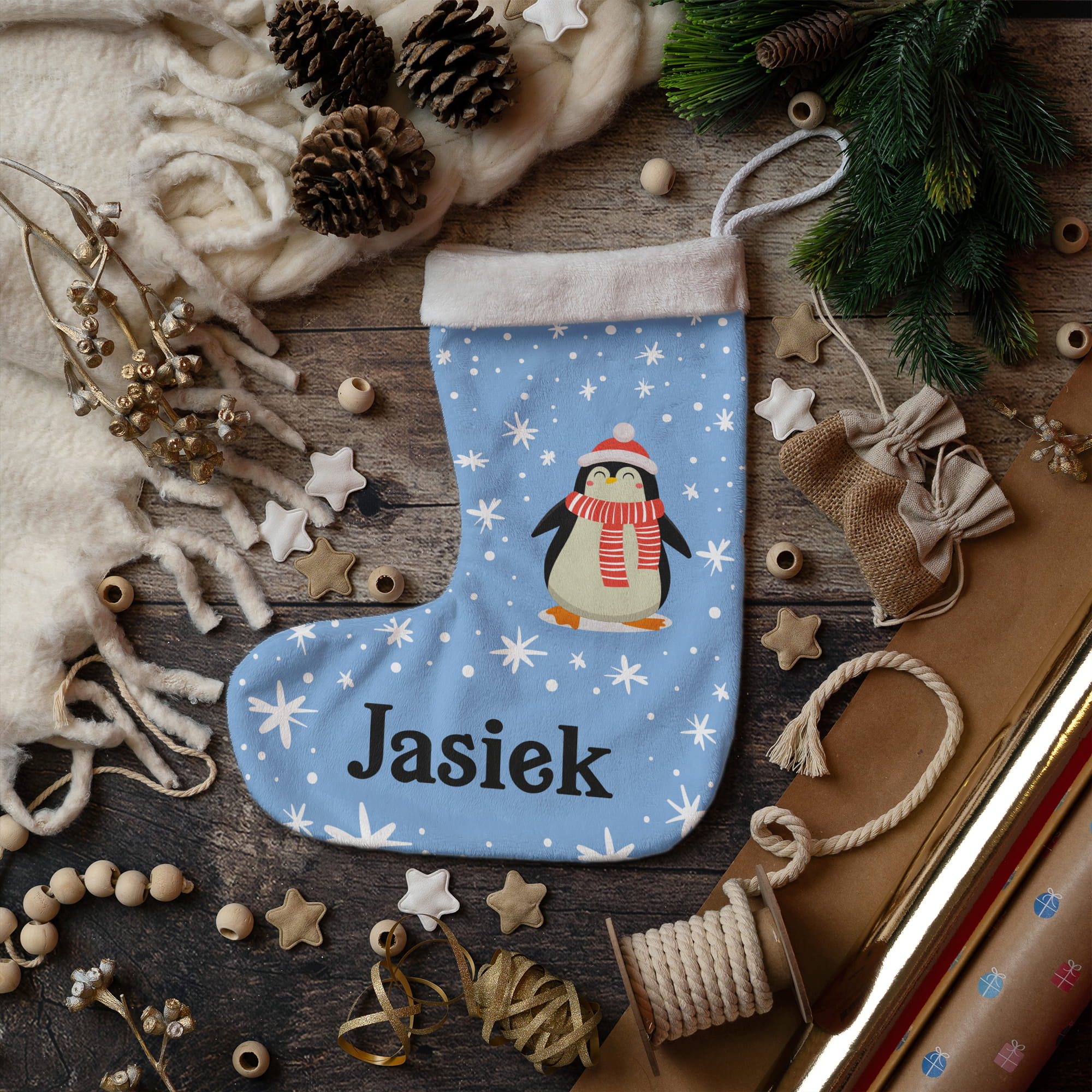 Prezent na Mikołajki Święta dla Dziecka - Świąteczna Skarpeta Minky z Imieniem - Niebieski Pingwinek