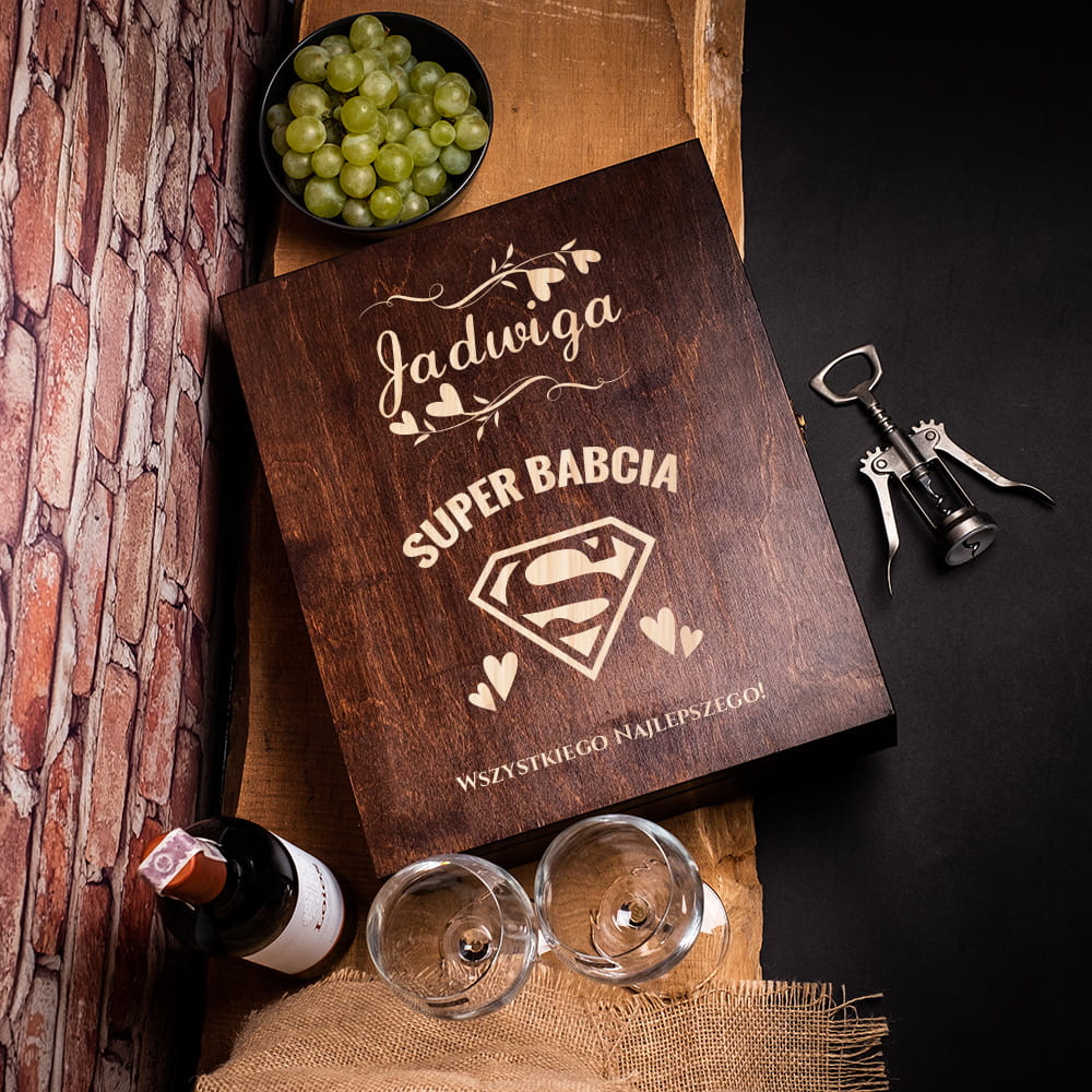 Potrójna skrzynka na wino z grawerem dla babci