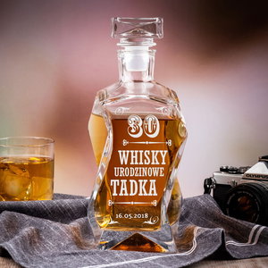 Łamana karafka z grawerem Whisky urodzinowe